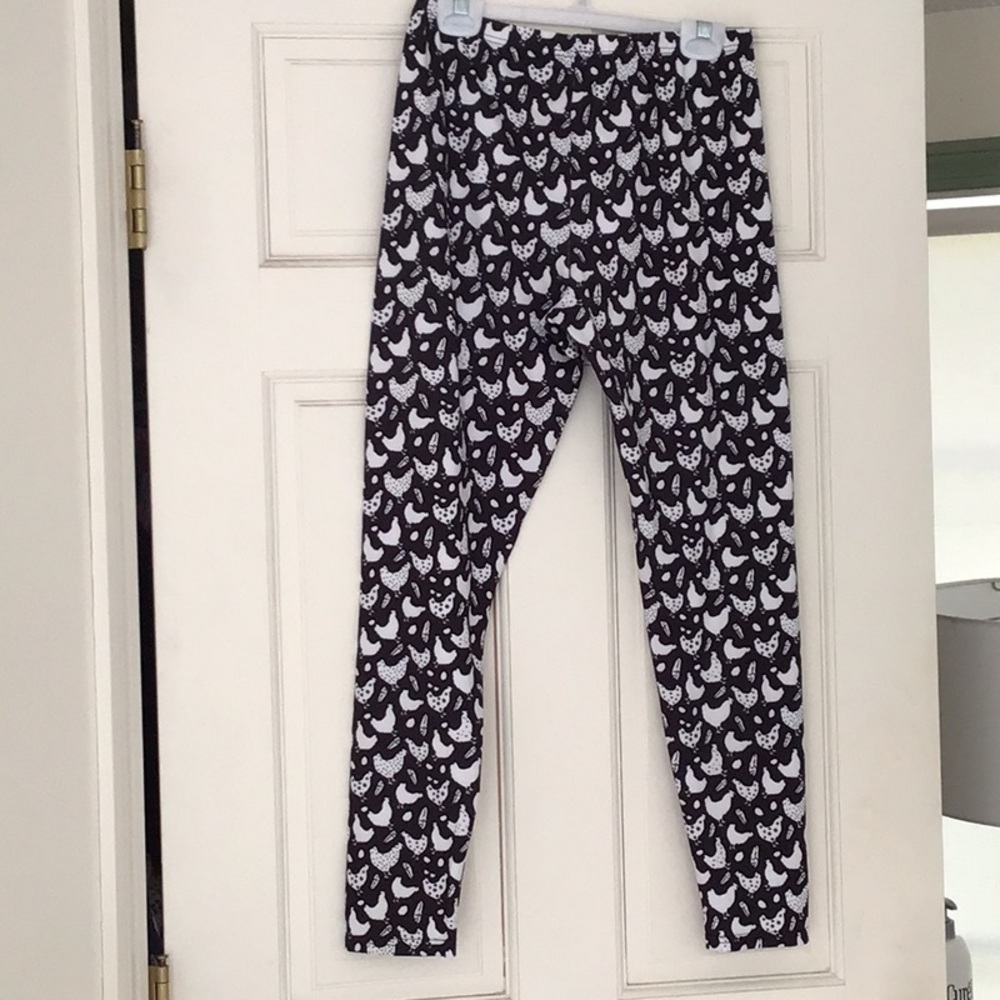 Black and white hen leggings M